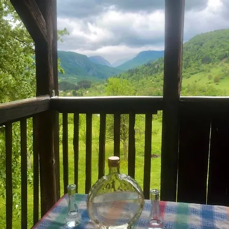 Etno Kuca Milidrag בית נופש